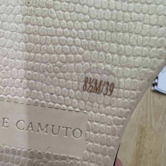 NWOT Vince Camuto shoes size 8.5 womens - Picture 2 of 2